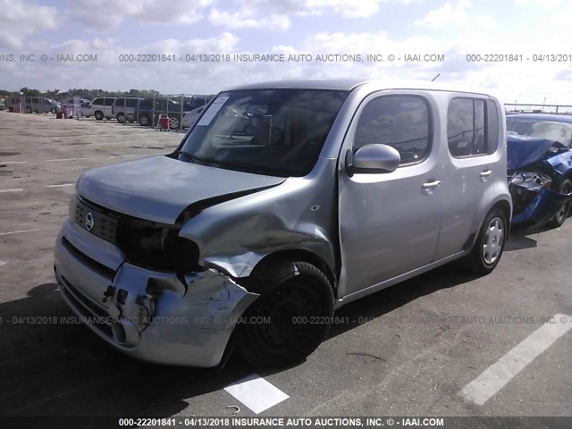 JN8AZ2KR7AT162519 - 2010 NISSAN CUBE S/SL/KROM SILVER photo 2