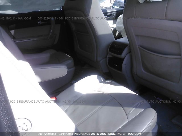 1GKLVMED7AJ172043 - 2010 GMC ACADIA SLT-1 Srebrny zdjęcie 8