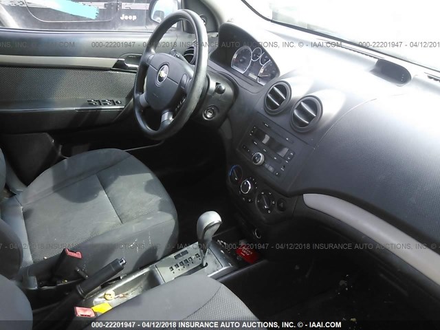 KL1TD56617B107106 - 2007 CHEVROLET AVEO LS GRAY photo 5