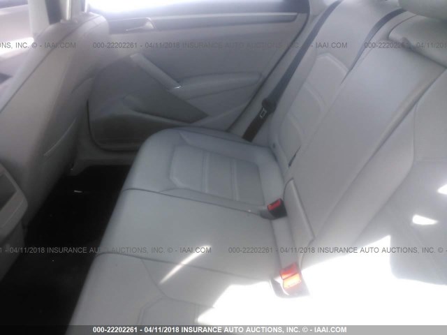 1VWDT7A36HC043338 - 2017 VOLKSWAGEN PASSAT R-LINE Boz foto 8