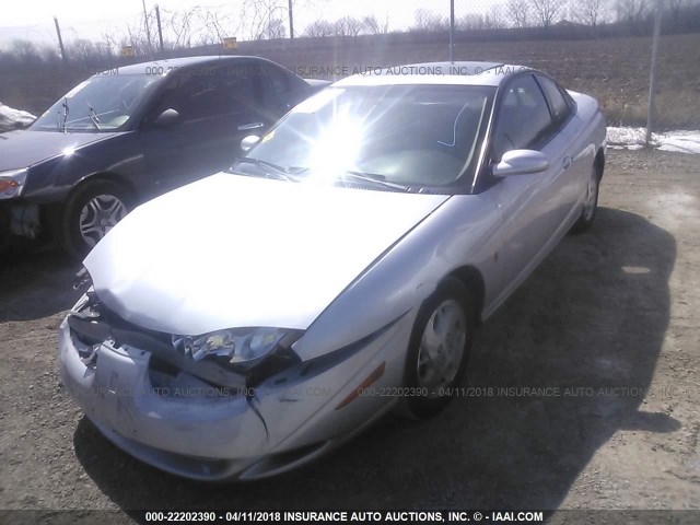 1G8ZY14712Z126647 - 2002 SATURN SC2 SILVER photo 2