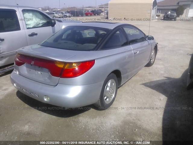 1G8ZY14712Z126647 - 2002 SATURN SC2 SILVER photo 4
