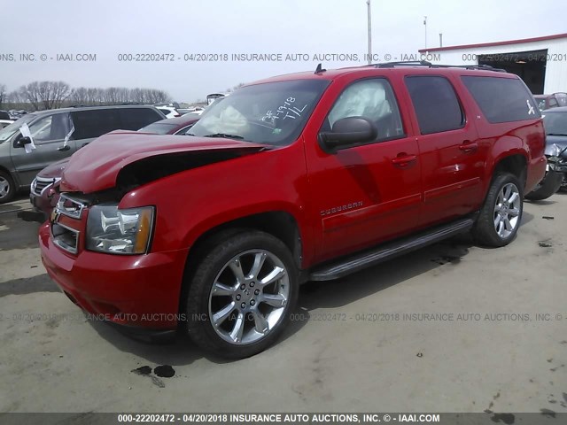 1GNSKJE74DR201360 - 2013 CHEVROLET SUBURBAN K1500 LT RED photo 2