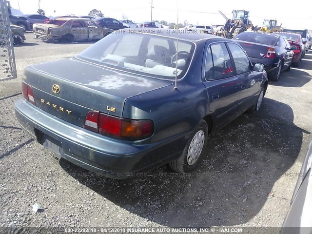 4T1BG12KXTU929954 - 1996 TOYOTA CAMRY DX/LE/XLE GREEN photo 4