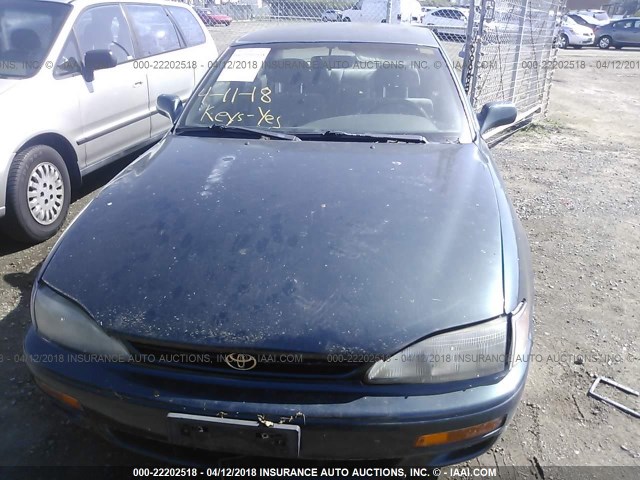 4T1BG12KXTU929954 - 1996 TOYOTA CAMRY DX/LE/XLE GREEN photo 6