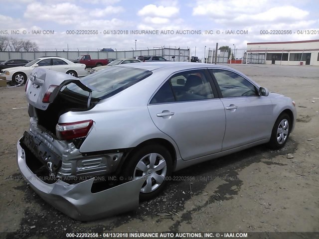 4T1BE46K29U392023 - 2009 TOYOTA CAMRY SE/LE/XLE SILVER photo 4