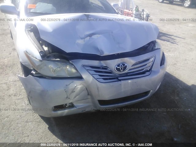 4T1BE46K57U585361 - 2007 TOYOTA CAMRY NEW GENERAT CE/LE/XLE/SE SILVER photo 6