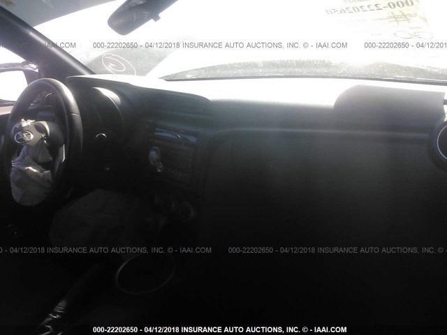 JTKJF5C77B3009300 - 2011 TOYOTA SCION TC 灰色 照片 5