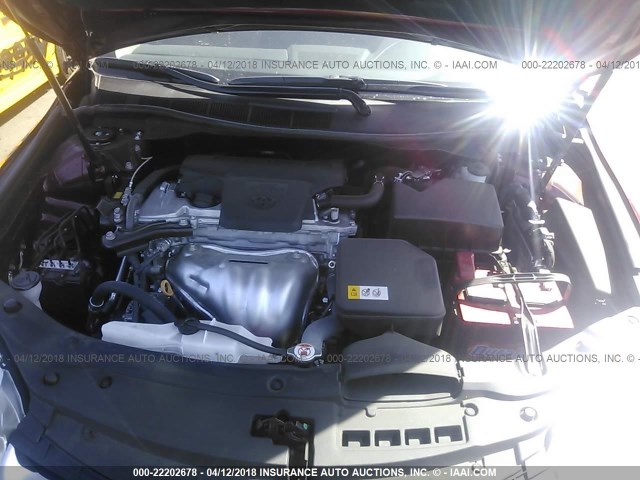 4T1BF1FK6HU798414 - 2017 TOYOTA CAMRY LE/XLE/SE/XSE Bordeaux Foto 10