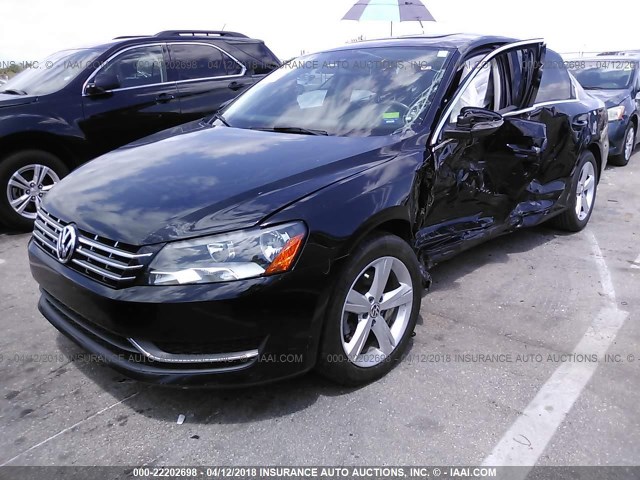 1VWBN7A38CC051421 - 2012 VOLKSWAGEN PASSAT SE BLACK photo 2