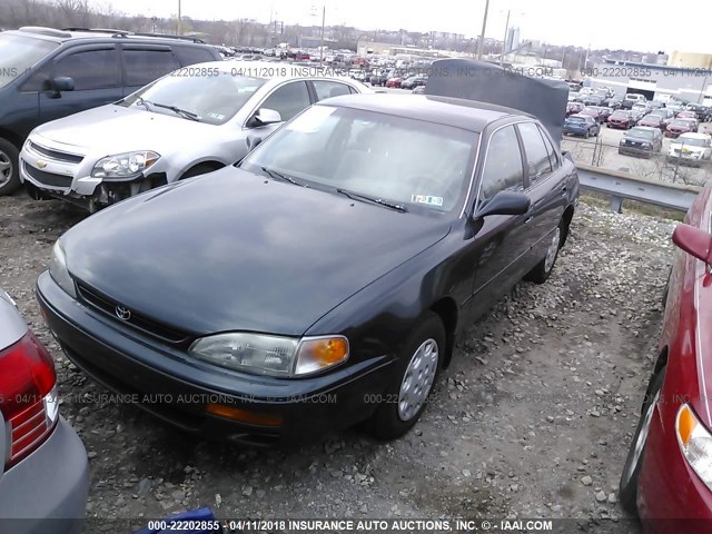 4T1BG12K2TU944626 - 1996 TOYOTA CAMRY DX/LE/XLE GREEN photo 2