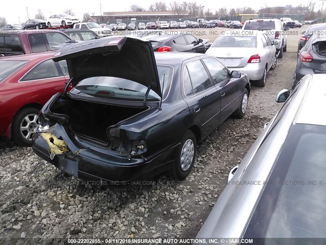 4T1BG12K2TU944626 - 1996 TOYOTA CAMRY DX/LE/XLE GREEN photo 4