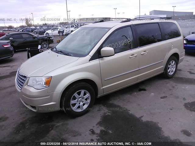 2A4RR5D1XAR369866 - 2010 CHRYSLER TOWN & COUNTRY TOURING GOLD photo 2