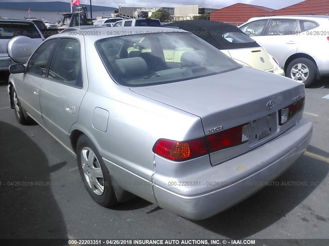JT2BG22K410562945 - 2001 TOYOTA CAMRY CE/LE/XLE 银色 照片 3