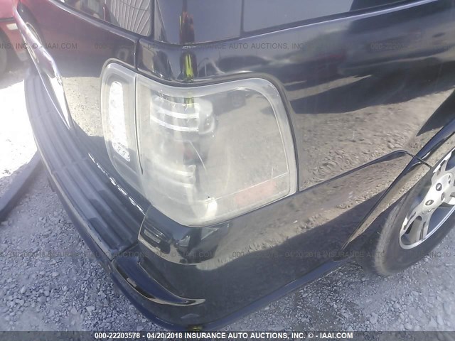 5LMFU27R93LJ08952 - 2003 LINCOLN NAVIGATOR BLACK photo 6
