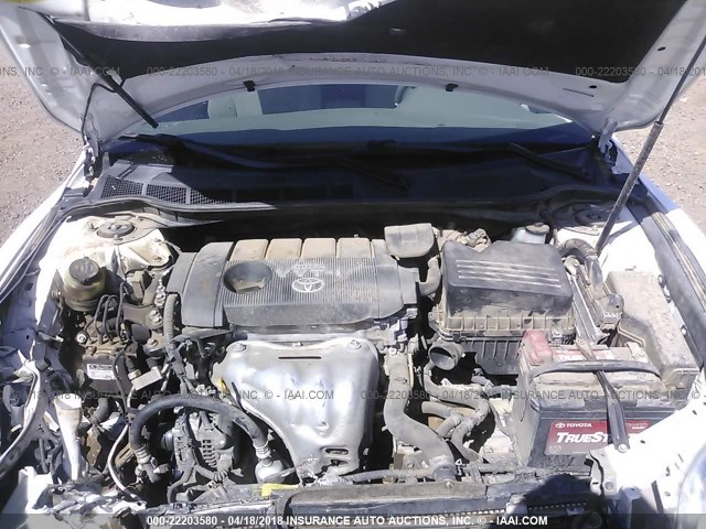 4T4BF3EK8AR070408 - 2010 TOYOTA CAMRY SE/LE/XLE Белый фото 10