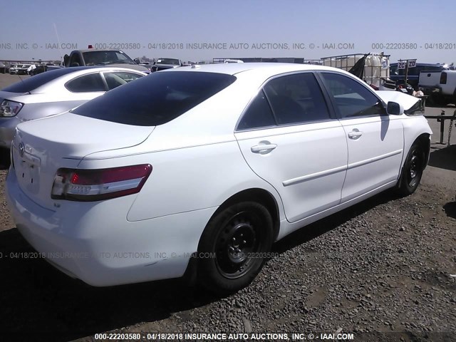 4T4BF3EK8AR070408 - 2010 TOYOTA CAMRY SE/LE/XLE Белый фото 4