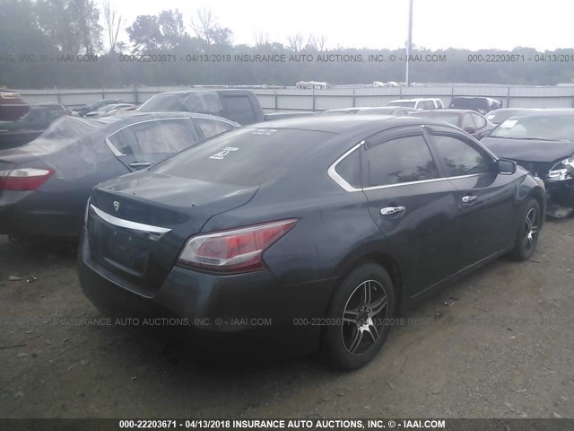 1N4AL3AP0DN470116 - 2013 NISSAN ALTIMA 2.5/S/SV/SL GRAY photo 4