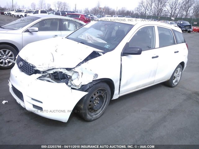 2T1KR32E24C316665 - 2004 TOYOTA COROLLA MATRIX XR WHITE photo 2