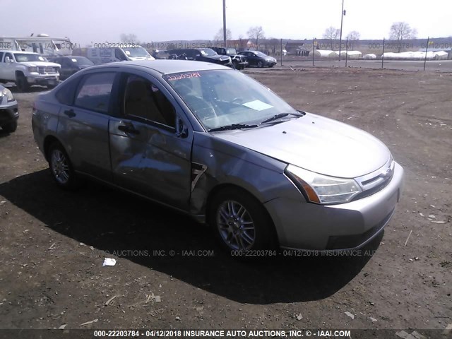 1FAHP35NX8W186553 - 2008 FORD FOCUS SE/SEL/SES GRAY photo 1