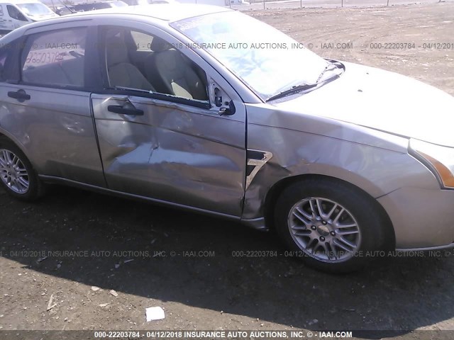 1FAHP35NX8W186553 - 2008 FORD FOCUS SE/SEL/SES GRAY photo 6