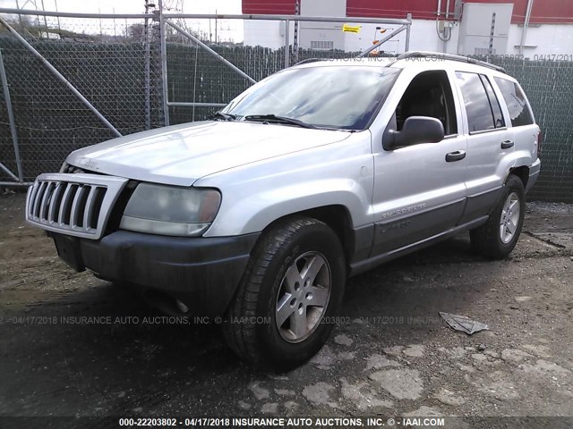 1J4GW48NX4C398899 - 2004 JEEP GRAND CHEROKEE LAREDO/COLUMBIA/FREEDOM SILVER photo 2