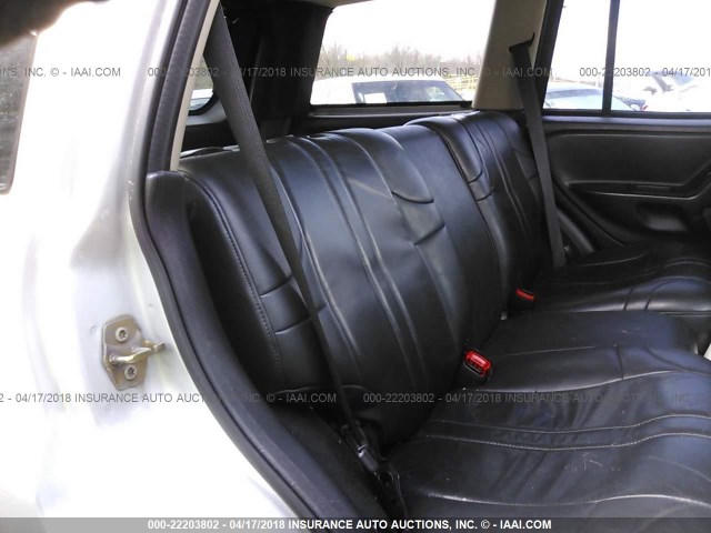 1J4GW48NX4C398899 - 2004 JEEP GRAND CHEROKEE LAREDO/COLUMBIA/FREEDOM 银色 照片 8