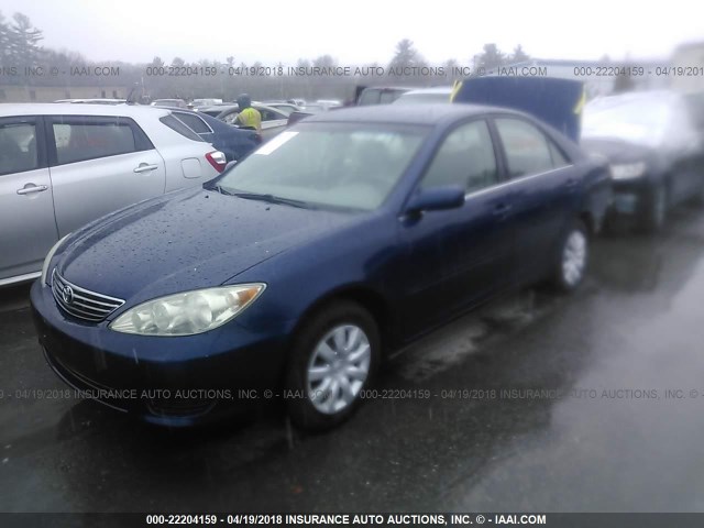 4T1BE32K16U119523 - 2006 TOYOTA CAMRY LE/XLE/SE ლურჯი ფოტო 2