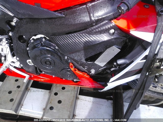 JS1GN7FA6D2100813 - 2013 SUZUKI GSX-R600 RED photo 8