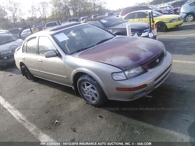 JN1CA21D4TT121353 - 1996 NISSAN MAXIMA GLE/GXE/SE Champagne photo 1