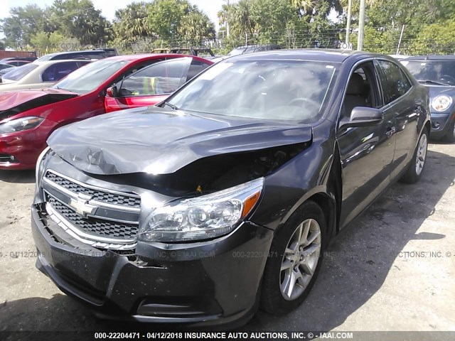 1G11D5RR5DF114532 - 2013 CHEVROLET MALIBU 1LT 灰色 照片 2