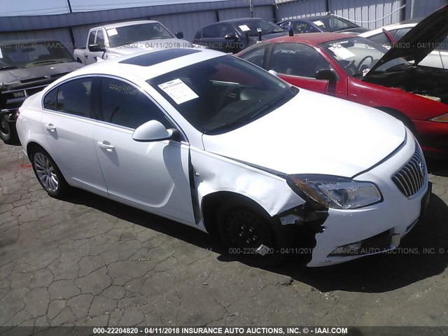 W04GY5GV1B1070331 - 2011 BUICK REGAL CXL WHITE photo 1