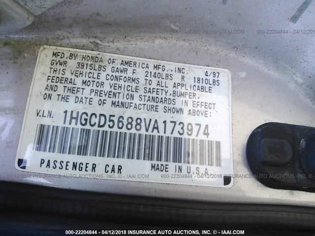 1HGCD5688VA173974 - 1997 HONDA ACCORD VALUE SILVER photo 9