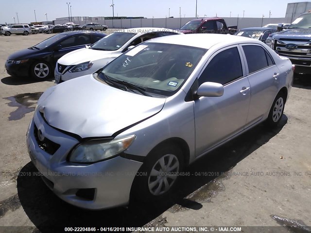 1NXBU4EE6AZ167008 - 2010 TOYOTA COROLLA S/LE/XLE SILVER photo 2