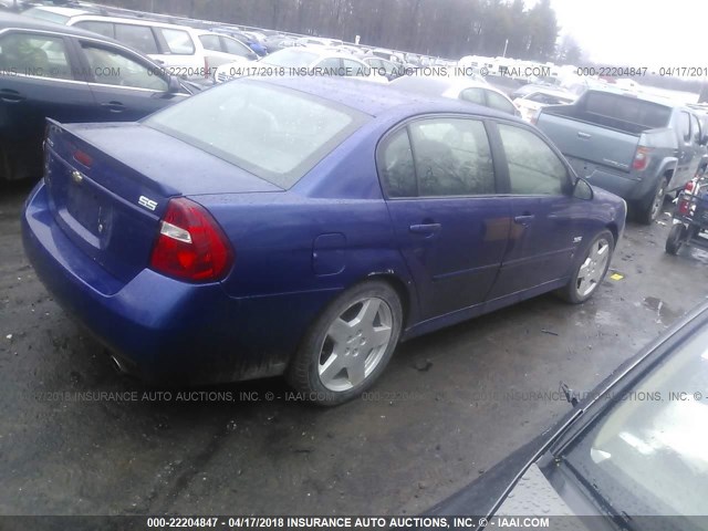 1G1ZW531X6F239884 - 2006 CHEVROLET MALIBU SS BLUE photo 4