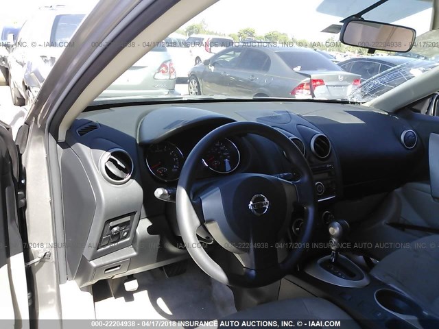 JN8AS5MT9FW669779 - 2015 NISSAN ROGUE SELECT S GRAY photo 5