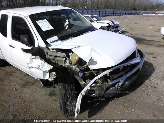 1N6AD06U27C417662 - 2007 NISSAN FRONTIER KING CAB LE/SE/OFF ROAD WHITE photo 6