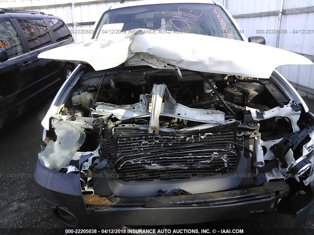 1FMYU03Z76KB10893 - 2006 FORD ESCAPE XLT თეთრი ფოტო 6