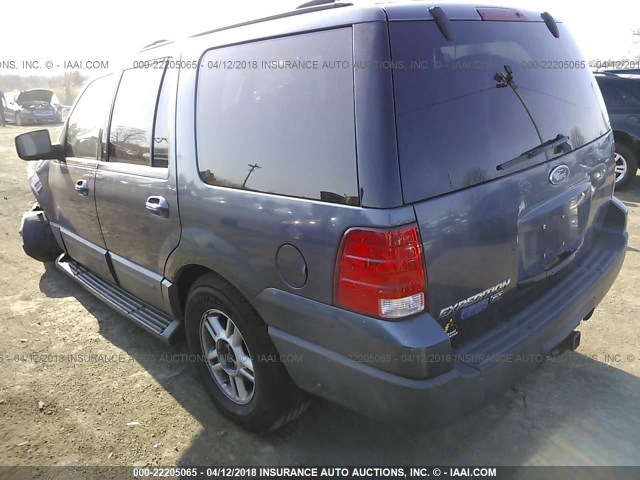 1FMRU15W54LB46442 - 2004 FORD EXPEDITION XLT BLUE photo 3