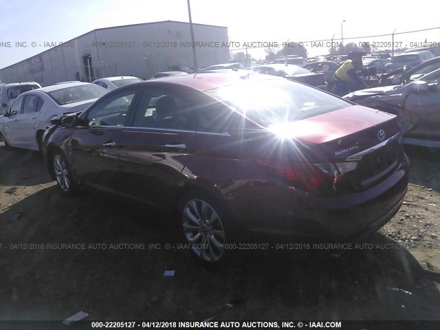 5NPEC4AC1BH189860 - 2011 HYUNDAI SONATA SE/LIMITED RED photo 3