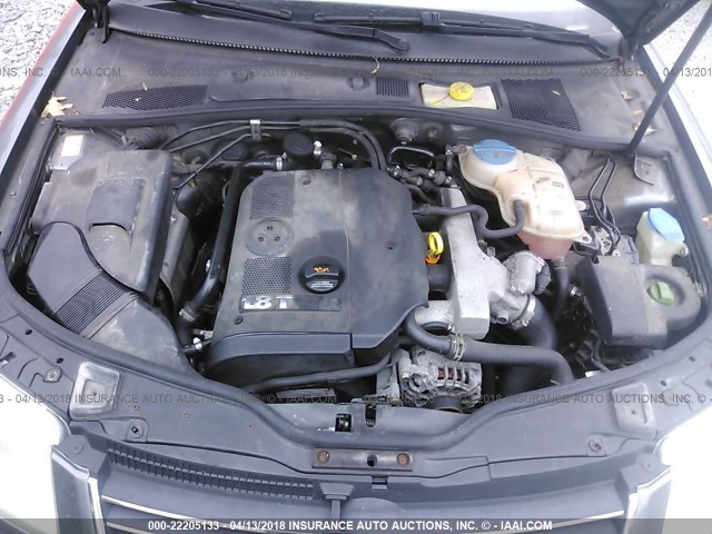 WVWCD63B15E143597 - 2005 VOLKSWAGEN PASSAT GLS GRAY photo 10