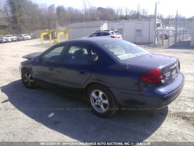 1FAFP53UX2A121039 - 2002 FORD TAURUS SE BLUE photo 3