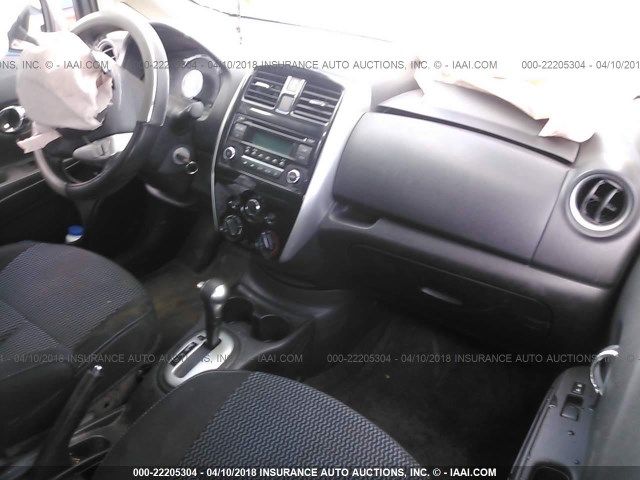 3N1CE2CP3FL426170 - 2015 NISSAN VERSA NOTE S/S PLUS/SV/SL/SR GRAY photo 5