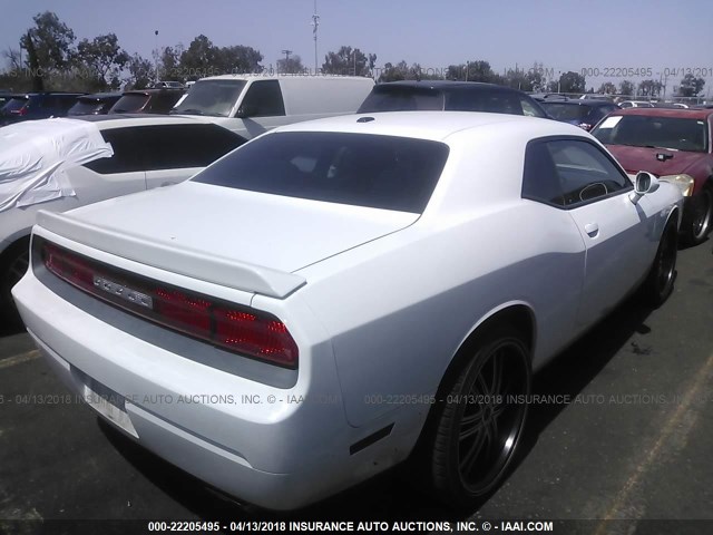 2C3CDYAG2EH294813 - 2014 DODGE CHALLENGER SXT WHITE photo 4