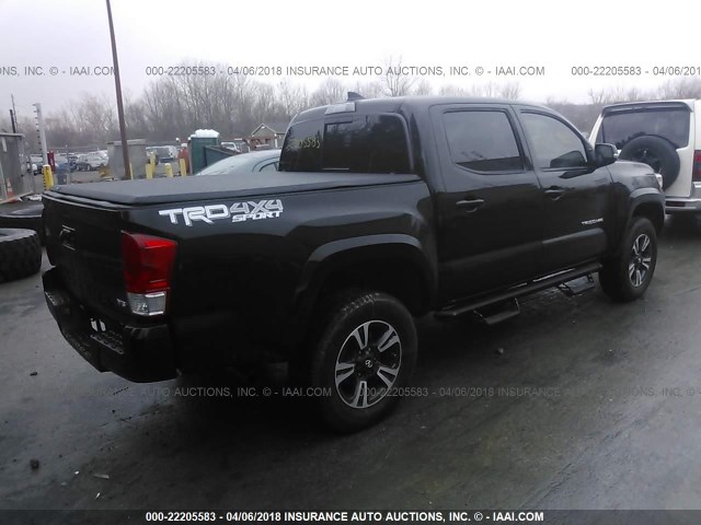5TFCZ5AN0HX094846 - 2017 TOYOTA TACOMA DBL CAB/SR/TRDSPT/OR/PRO შავი ფოტო 4