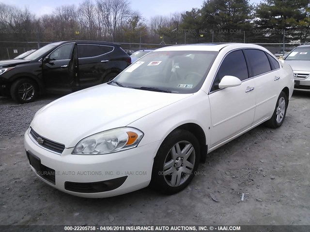 2G1WU58R879233213 - 2007 CHEVROLET IMPALA LTZ WHITE photo 2