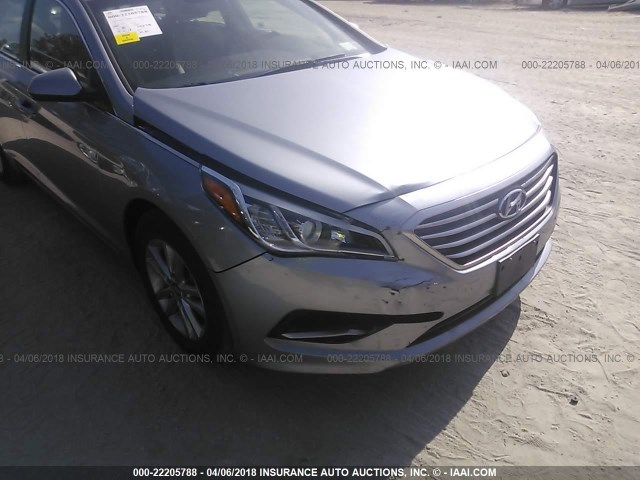 5NPE24AF1HH548341 - 2017 HYUNDAI SONATA SE SILVER photo 6