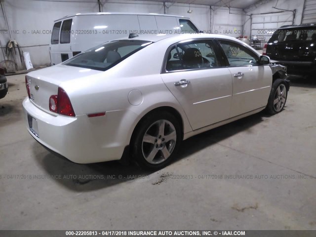 1G1ZC5E0XCF290388 - 2012 CHEVROLET MALIBU 1LT 白色 照片 4