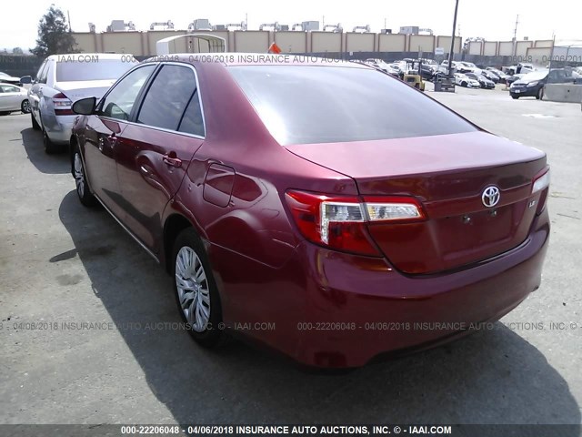 4T1BF1FK6EU817426 - 2014 TOYOTA CAMRY L/SE/LE/XLE RED photo 3