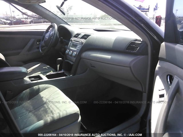 4T4BE46K49R060364 - 2009 TOYOTA CAMRY SE/LE/XLE Қара фото 5